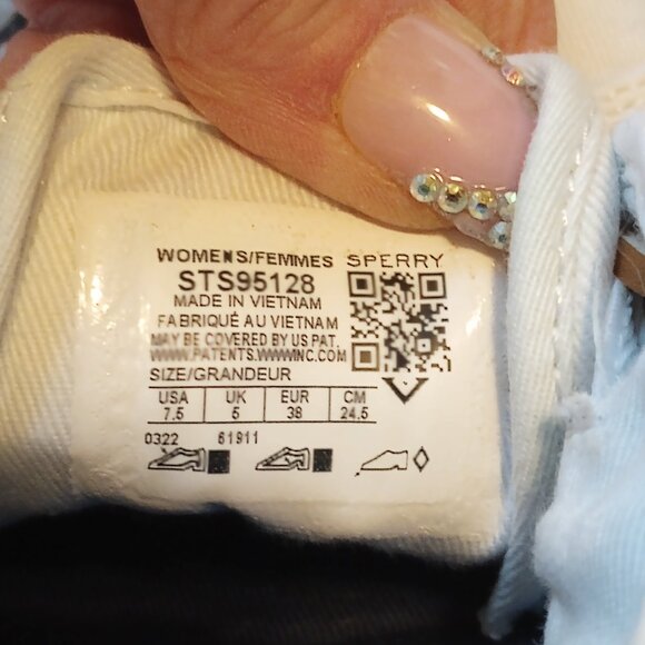 Sperry - Picture 4 of 12